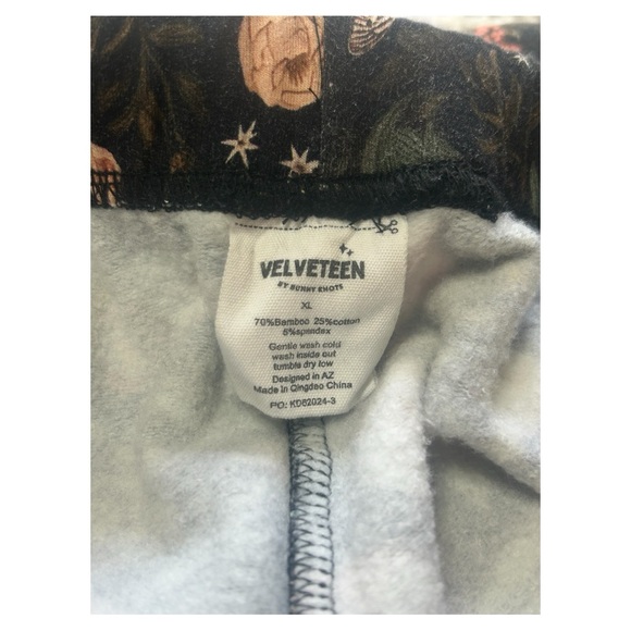 Bunny Knots Bamboo Fleece Joggers - Night Garden - Picture 4 of 7